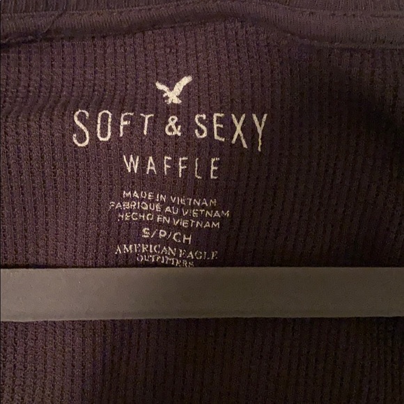 cropped long sleeve - Picture 3 of 3